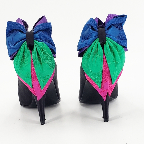 Vintage Stuart Weitzman Vibrant Bow Pumps - Picture 2 of 3